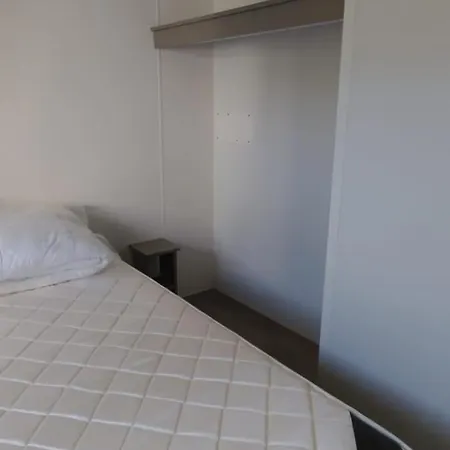 Campsite Location Mobil-home 4 Etoiles *