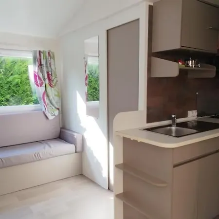 Location Mobil-home 4 Etoiles *